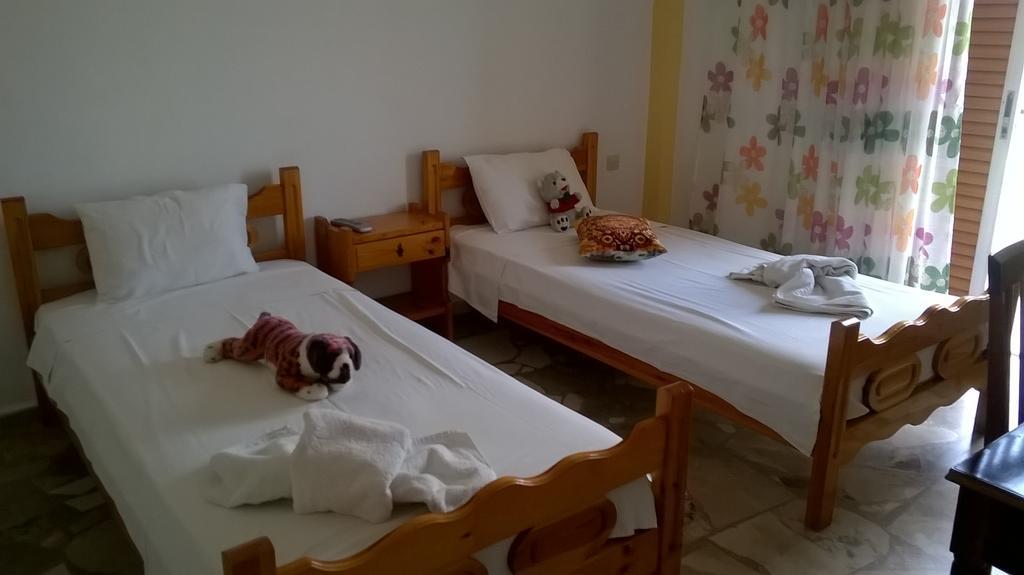 Maria Apartments Asini  Ngoại thất bức ảnh